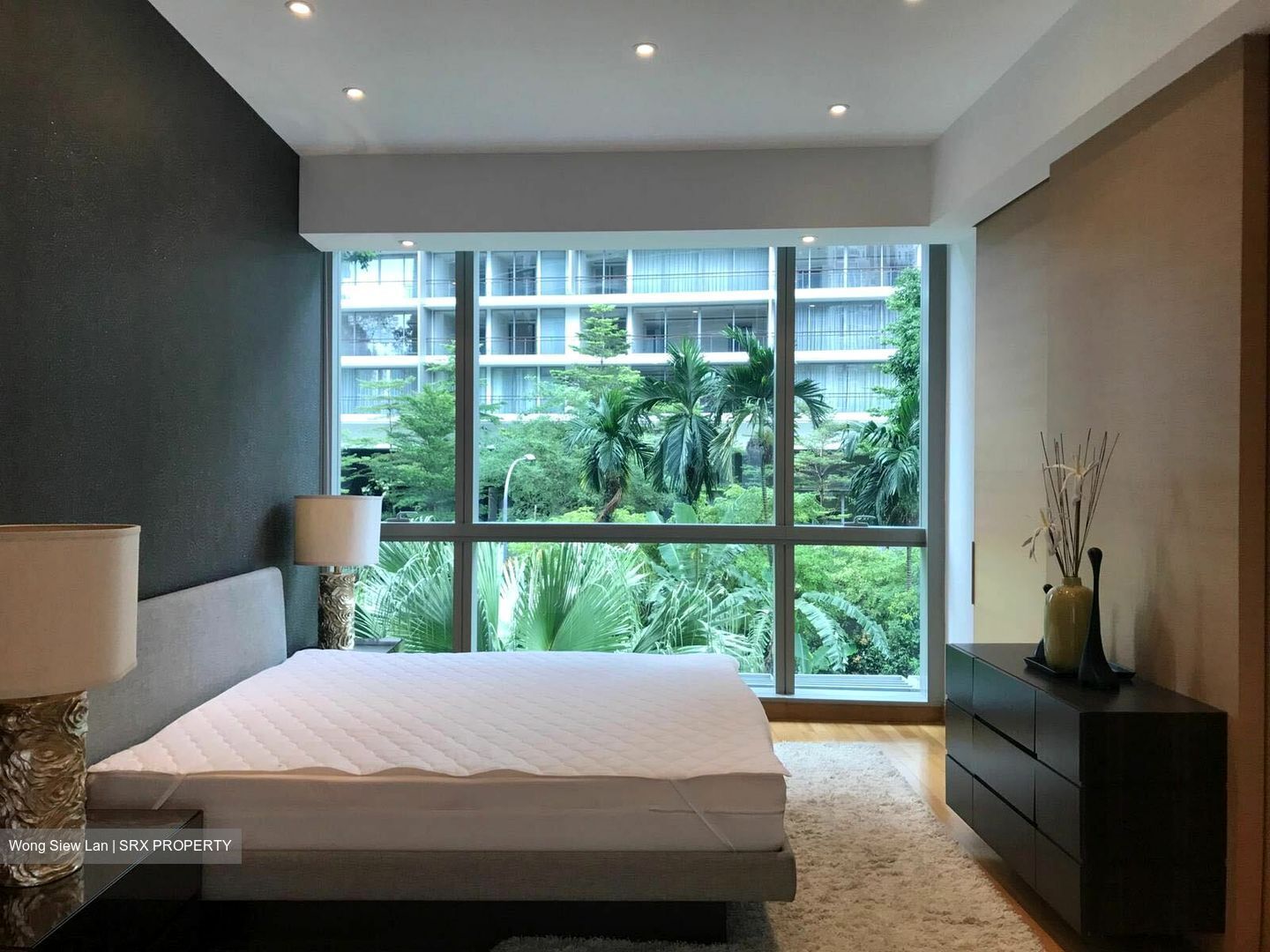The Light @ Cairnhill (D9), Condominium #352364811